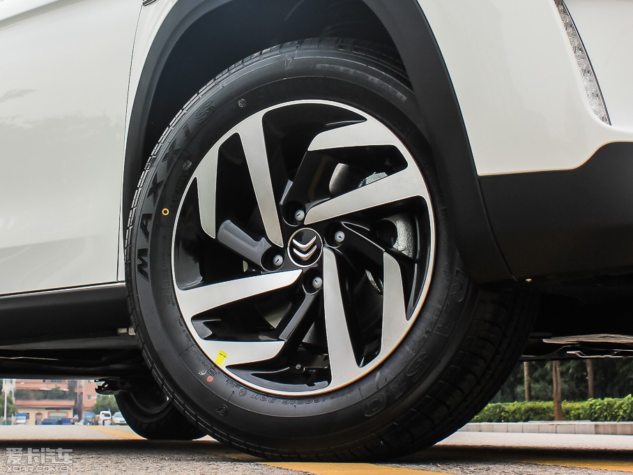 2015ѩFC3-XR 1.6THP ԄŞ