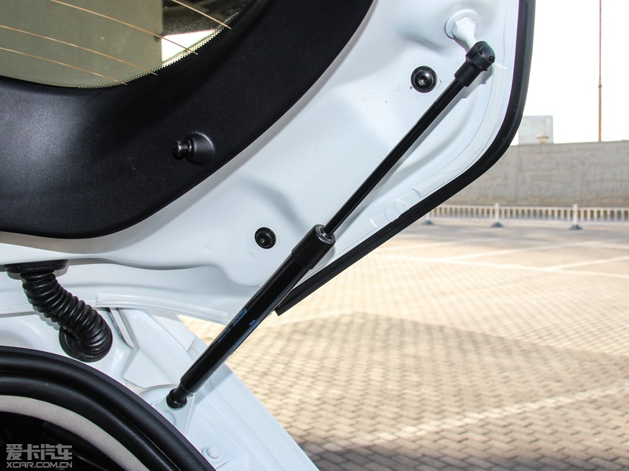 2015ѩFC3-XR 1.6THP ԄŞ