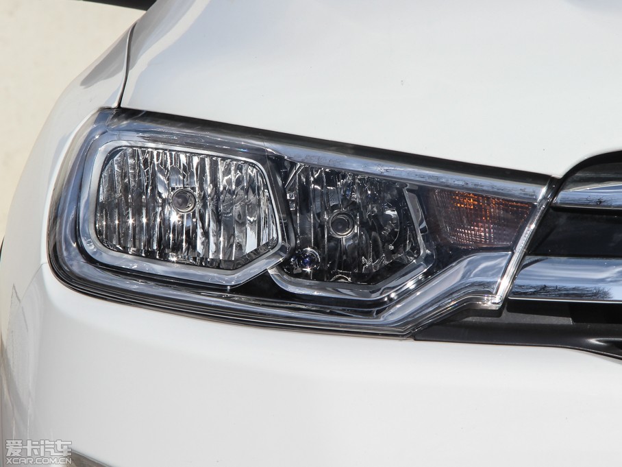 2015ѩFC3-XR 1.6THP ԄŞ