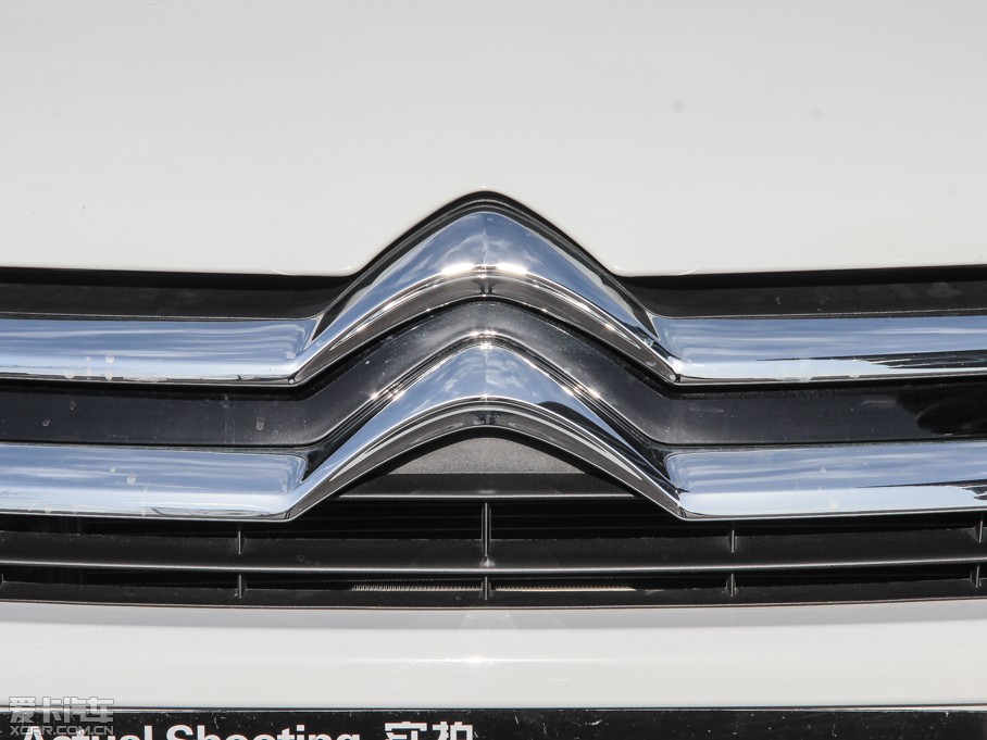 2015ѩFC3-XR 1.6THP ԄŞ