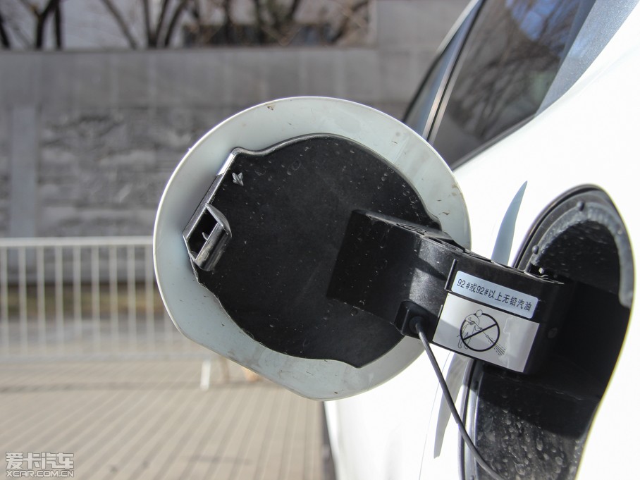 2015ѩFC3-XR 1.6THP ԄŞ