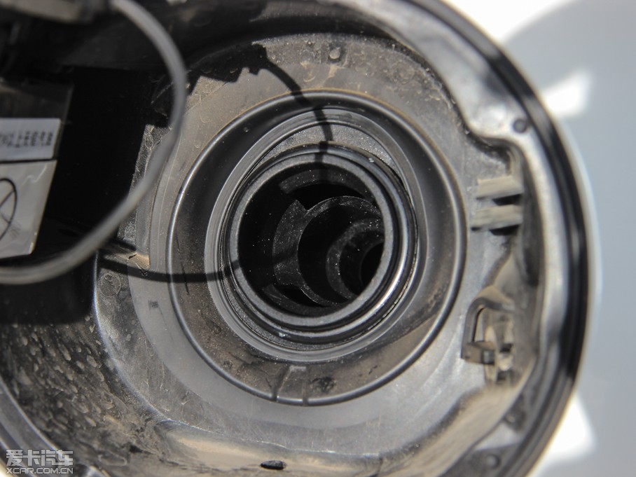 2015ѩFC3-XR 1.6THP ԄŞ