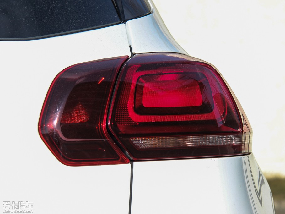 2015ѩFC3-XR 1.6THP ԄŞ