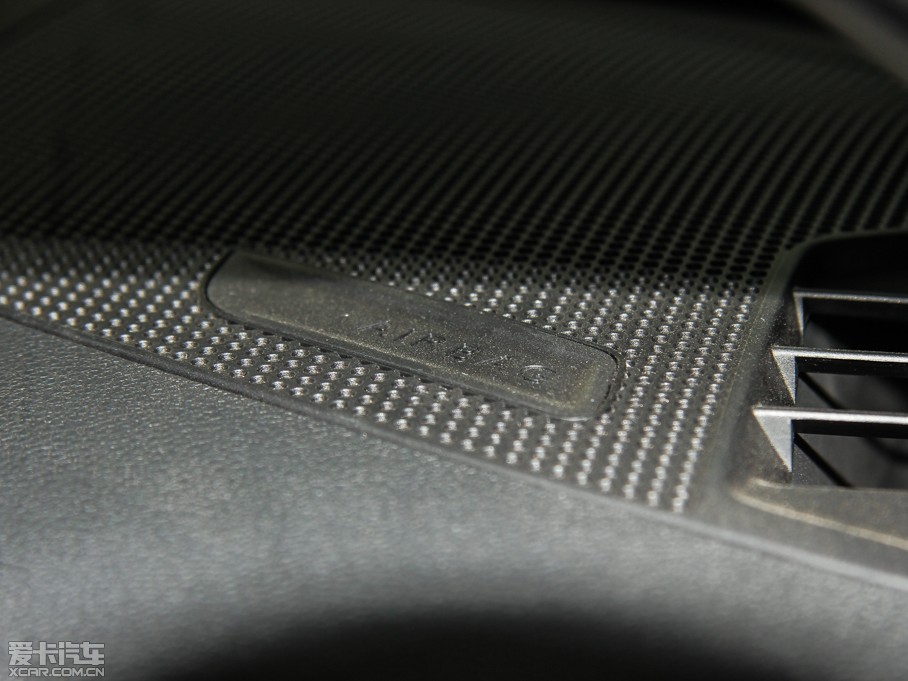 2015ѩFC3-XR 1.6THP ԄŞ