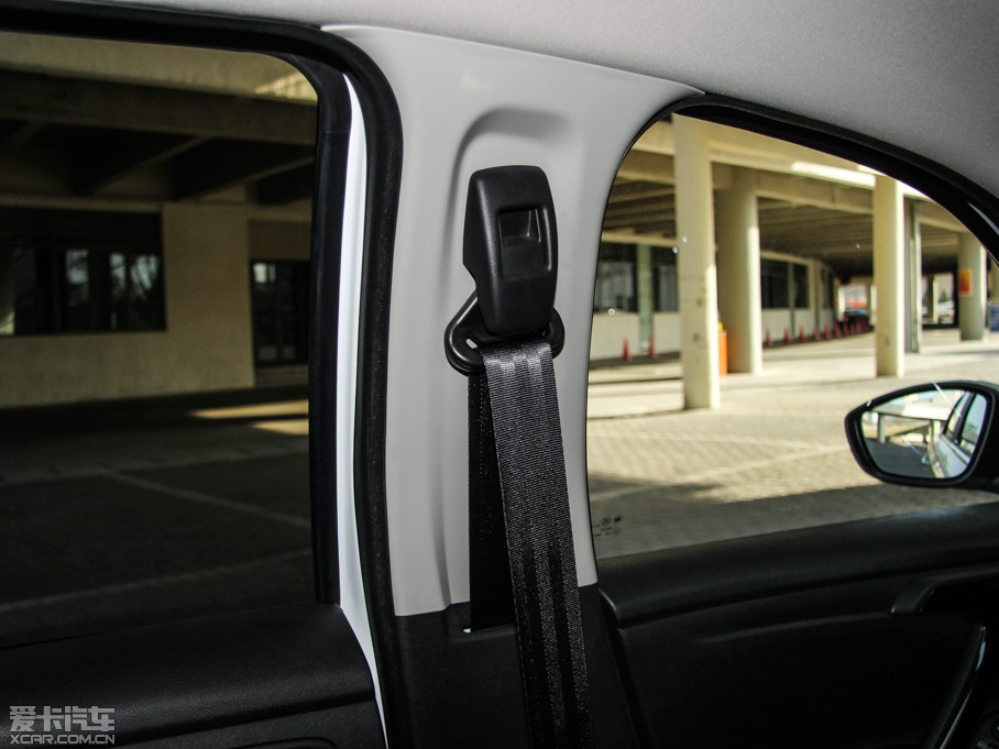 2015ѩFC3-XR 1.6THP ԄŞ