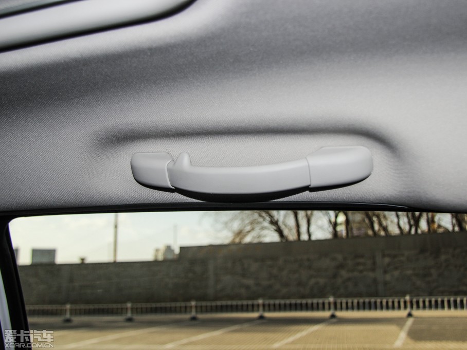 2015ѩFC3-XR 1.6THP ԄŞ