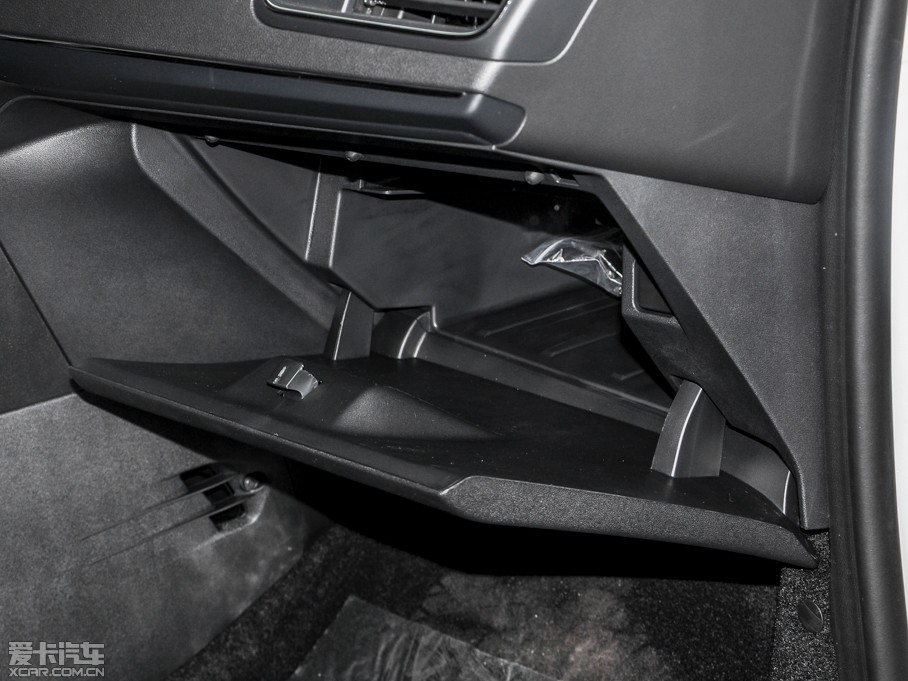 2015ѩFC3-XR 1.6L Ԅh