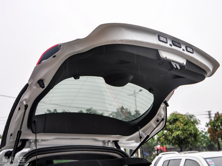 2015ѩFC3-XR 1.6L Ԅh