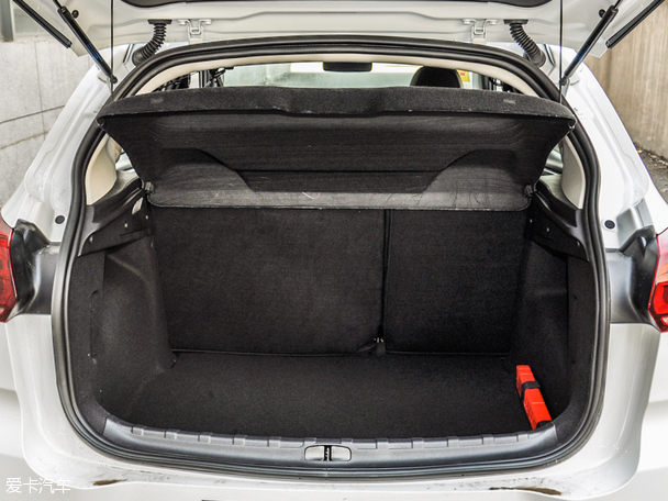 東風雪鐵龍2015款C3-XR