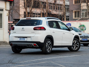 2015款1.6L 自动先锋型 整体外观