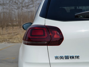 2015款1.6THP 自动智能型 细节外观