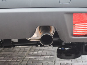 2015款1.6L 自动时尚型 排气管