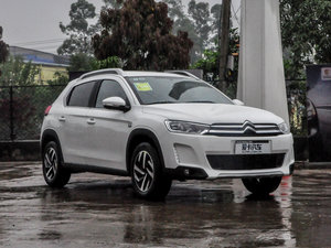2015款1.6L 自动先锋型 整体外观