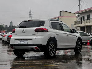 2015款1.6L 自动先锋型 整体外观