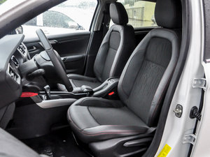 2015款1.6L 自动先锋型 主驾驶座椅