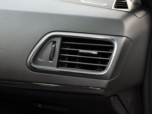 2015款1.6L 自动智能型 空间座椅