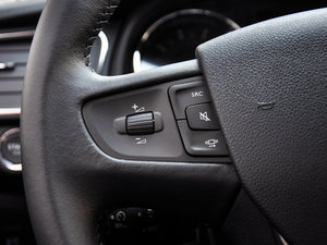 2015款1.6L 自动智能型 中控区