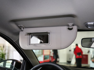 2015款1.6L 手动先锋型 空间座椅
