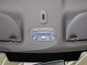 2015款1.6L 手动先锋型 空间座椅