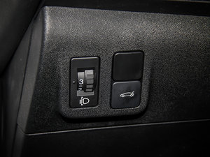 2015|(zh)а 1.6L ք(dng)r(sh) g