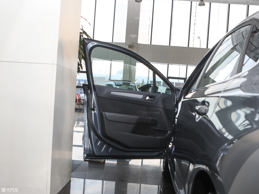 2015ѩFC4L 1.6THP Ԅ(dng)F 