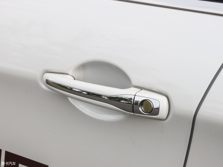 2016ѩFC5 1.8THP ԄӺA