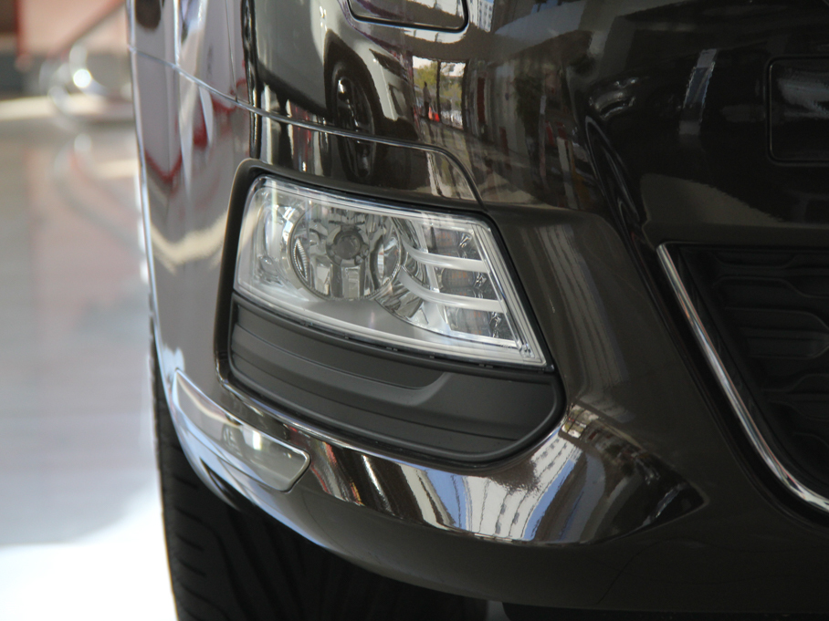 2016ѩFC5 1.8THP ԄF