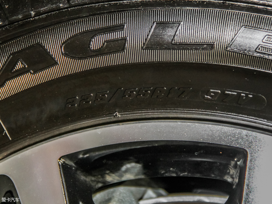 2016ѩFC5 1.8THP ԄF