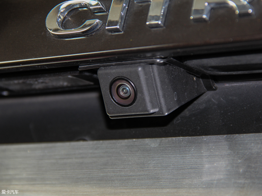 2016ѩFC5 1.8THP ԄF