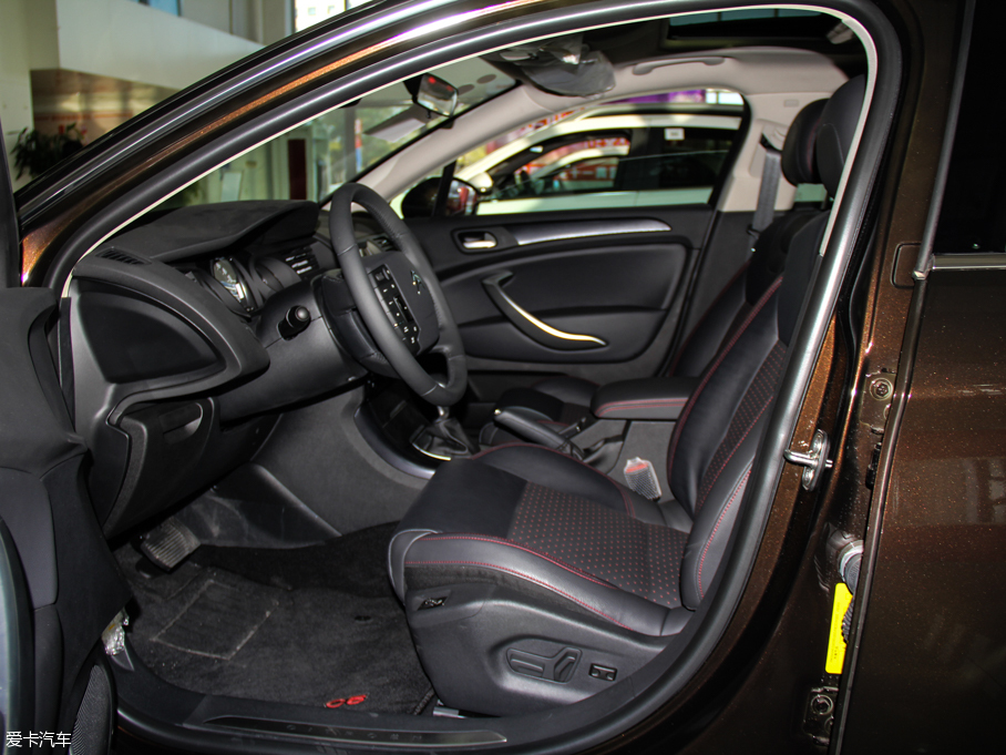 2016ѩFC5 1.8THP ԄF