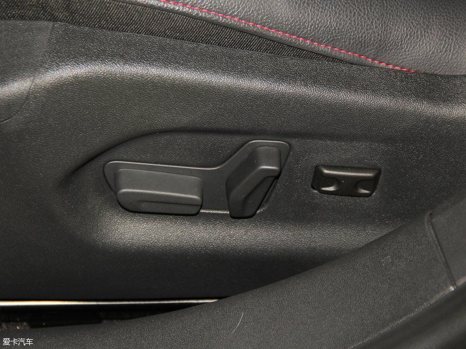 2016ѩFC5 1.8THP ԄF