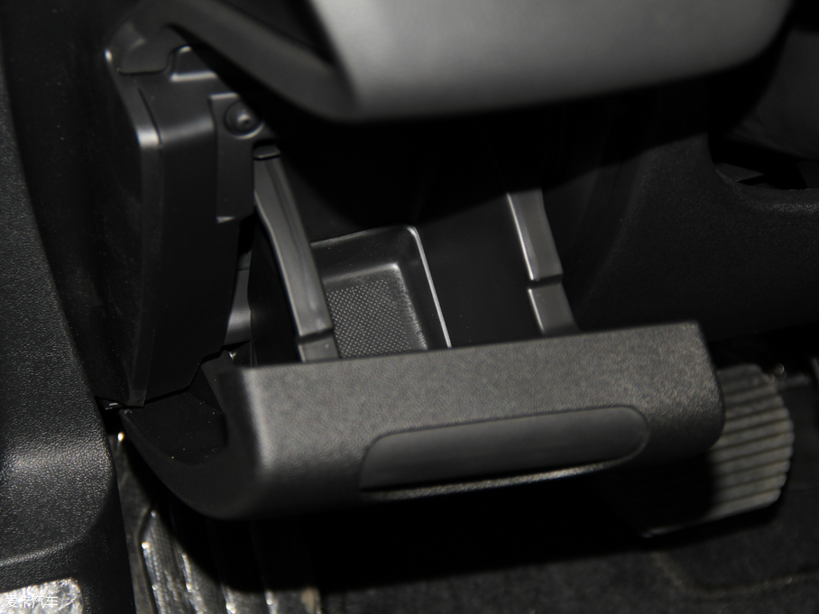 2016ѩFC5 1.8THP ԄF