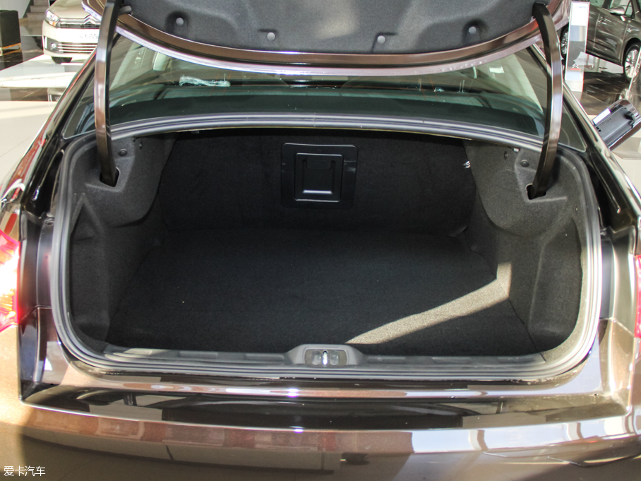 2016ѩFC5 1.8THP ԄF