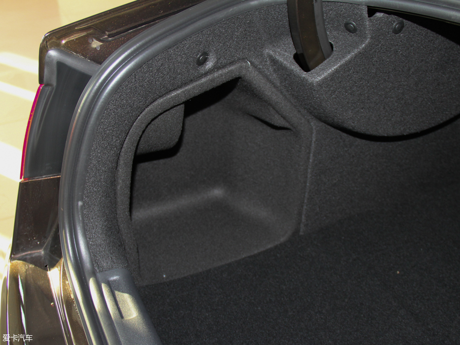 2016ѩFC5 1.8THP ԄF