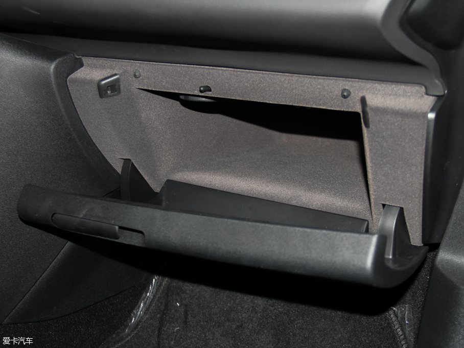 2016ѩFC5 1.8THP ԄF