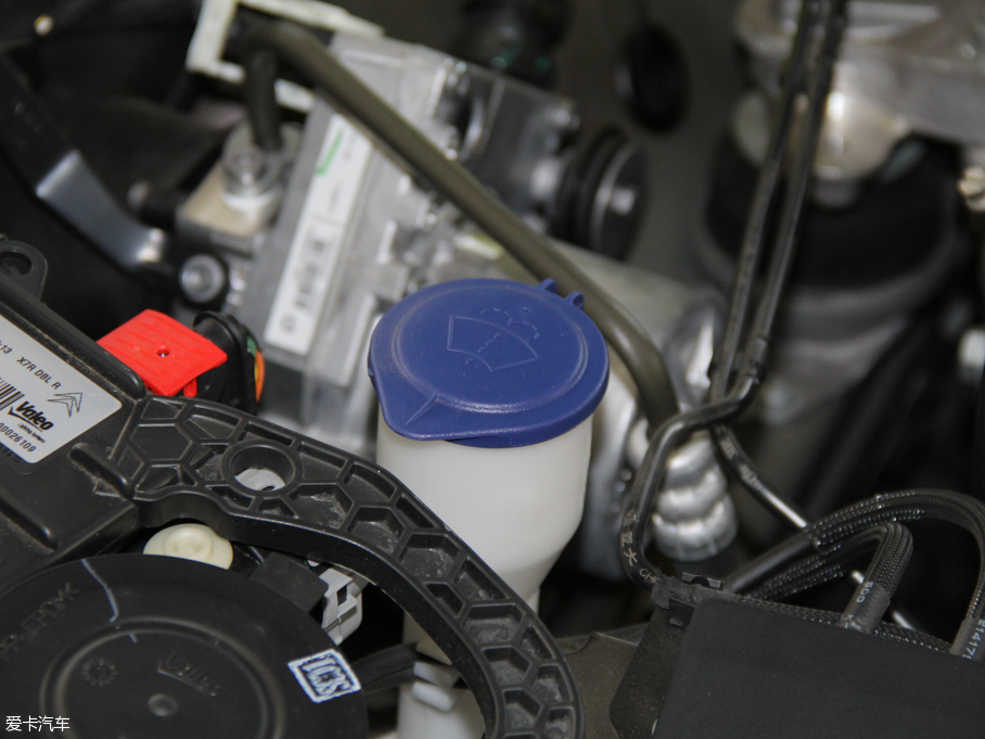 2016ѩFC5 1.8THP ԄF