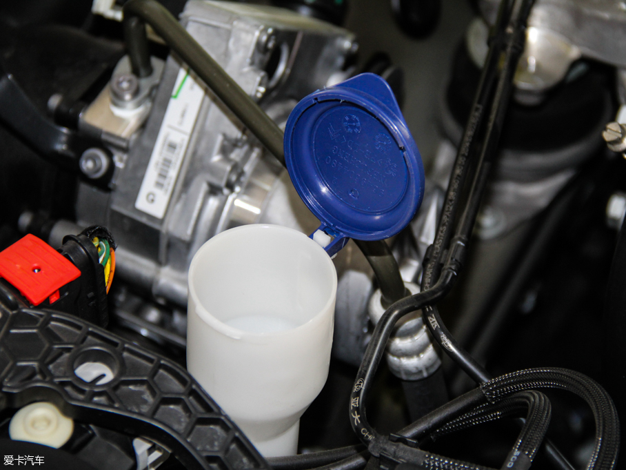 2016ѩFC5 1.8THP ԄF