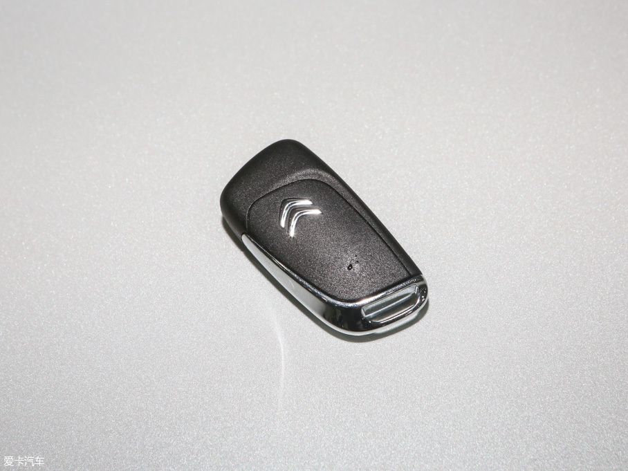 2016��ѩ�F��C5 1.8THP �Ԅ�(d��ng)������