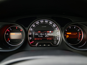 東風雪鐵龍2016款雪鐵龍C5