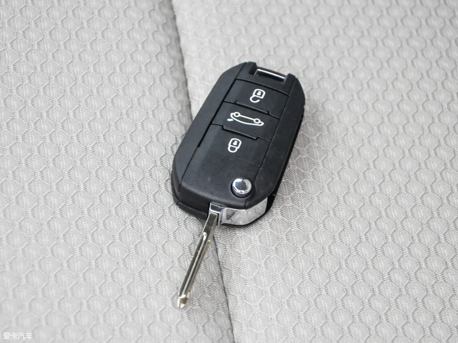 2016C4 1.6L Ԅ(dng)m