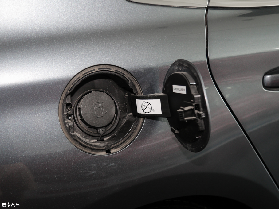 2016C4 1.2THP Ԅ(dng)A