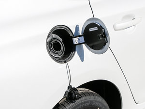 2016İ 1.6L Ԅm ^