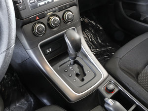 2016İ 1.6L Ԅm QU