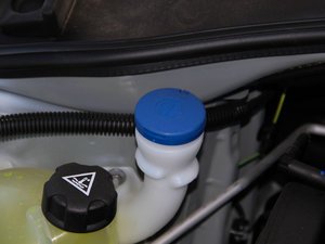 2016款1.6L 自动舒适型 其它