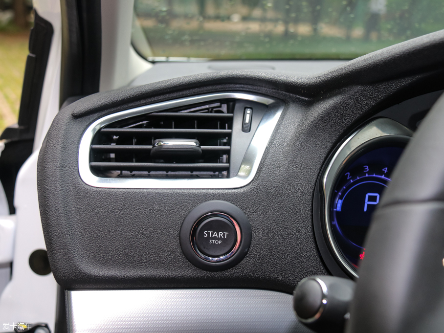 2016ѩFC4L 1.6THP ԄŞ