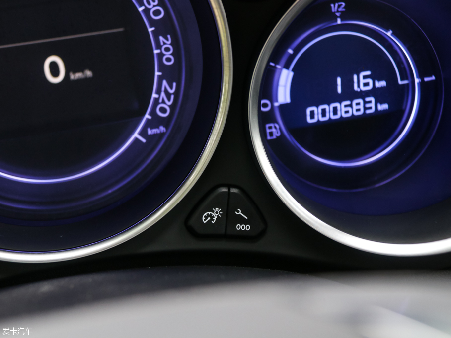 2016ѩFC4L 1.6THP ԄŞ