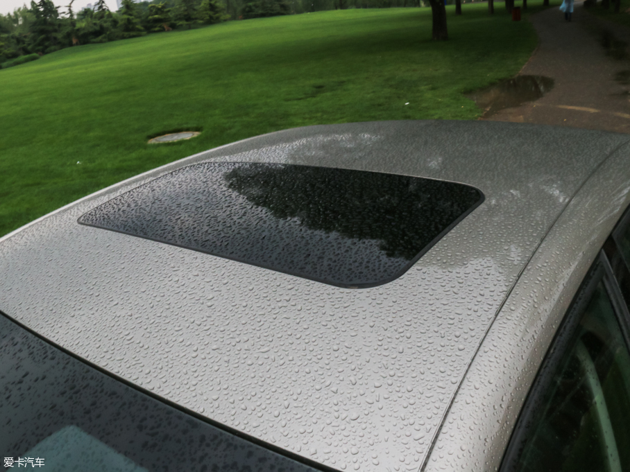 2016ѩFC4L 1.2THP Ԅ(dng)Ӣ