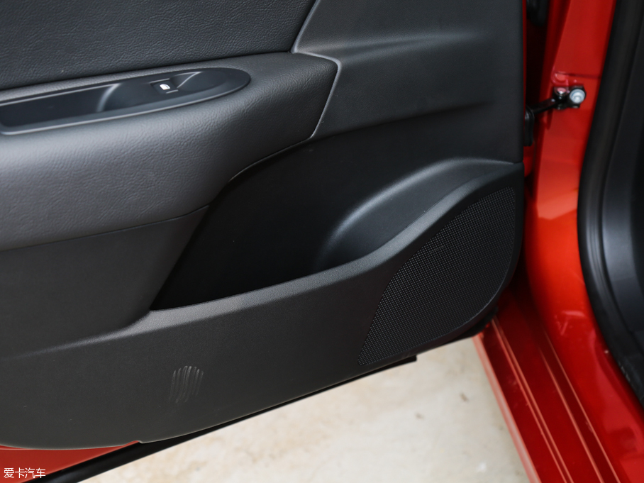 2016ѩFC4L 1.6THP ԄӾӢ