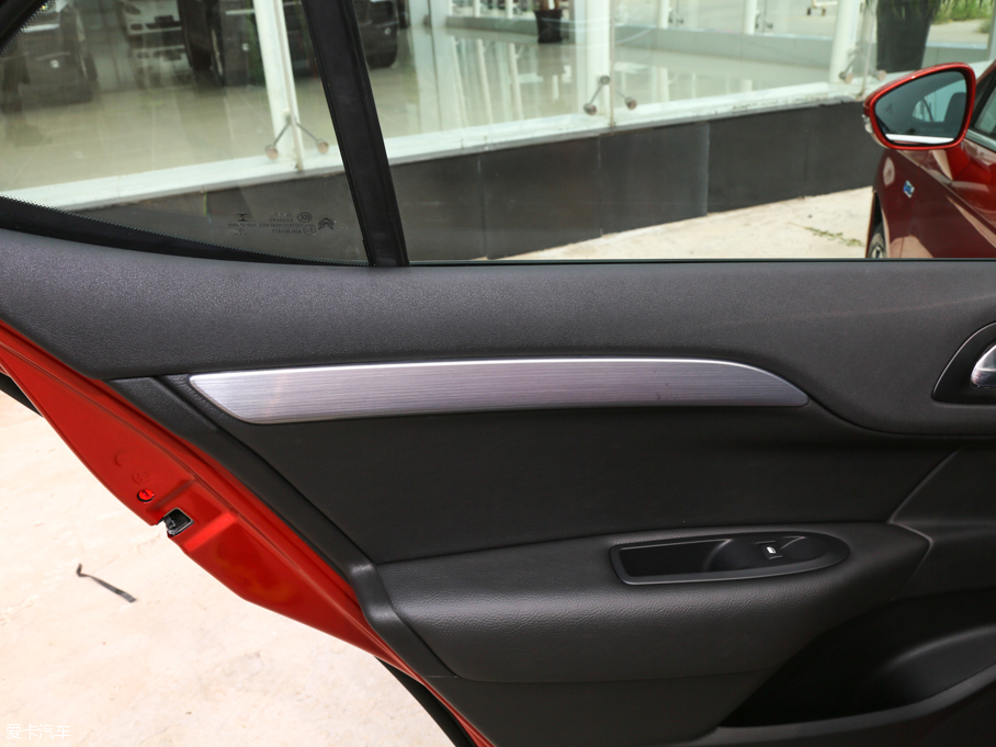 2016ѩFC4L 1.6THP Ԅ(dng)Ӣ