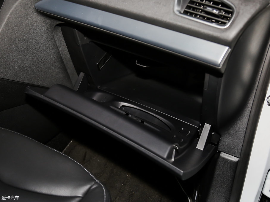 2016ѩFC4L 1.6THP ԄӾӢ